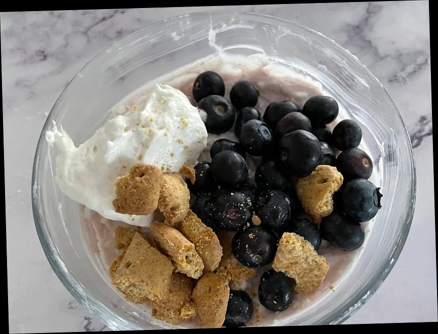 High Protein Greek Yogurt Pizza Dough 7 featured 10736