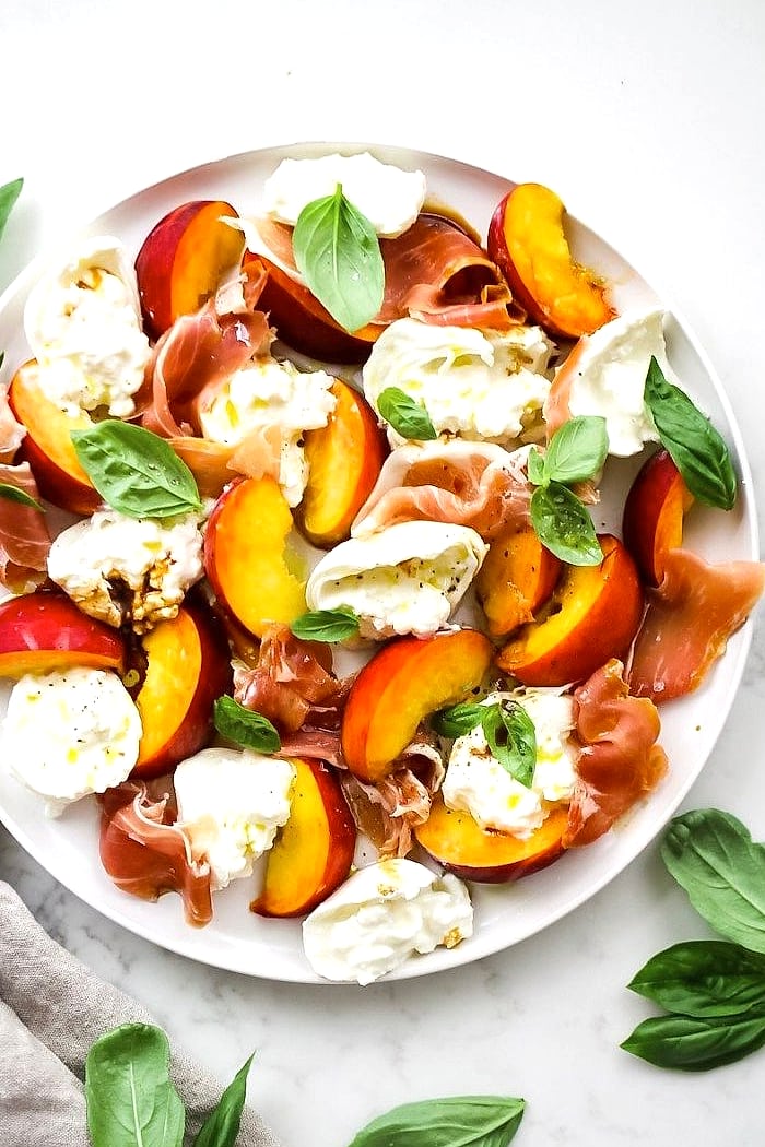 Summer Peach Burrata Salad 7 featured 11134