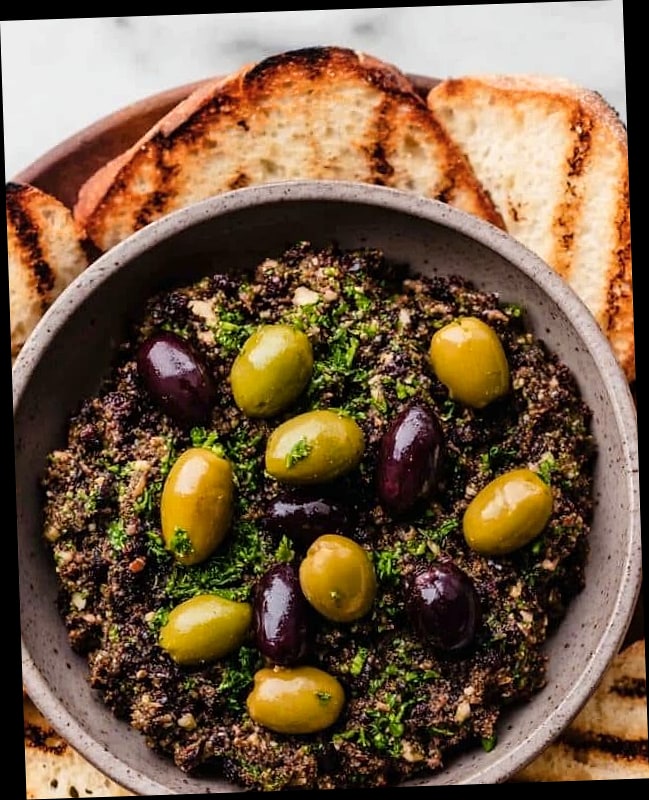 Mediterranean Olive Tapenade Pasta