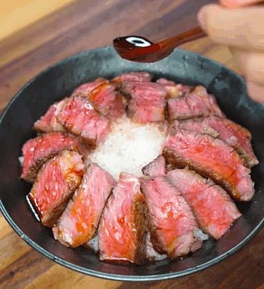 One Skillet Sweet and Spicy Cajun Steak Rice 7 featured 13122
