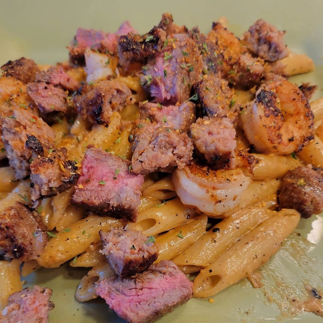 Bold Cajun Steak Creamy Honey Pasta Skillet