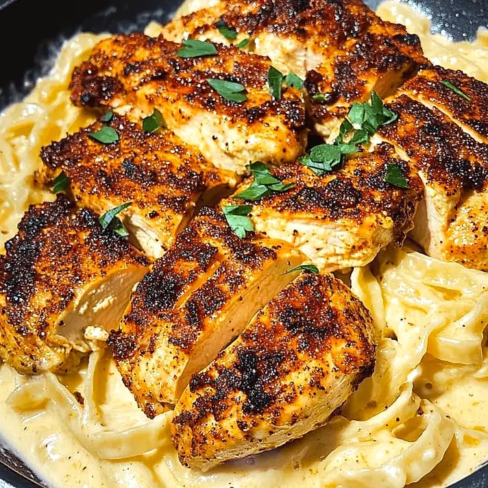 Cajun Ranch Chicken Alfredo Skillet 8 Ingredients You'll Need