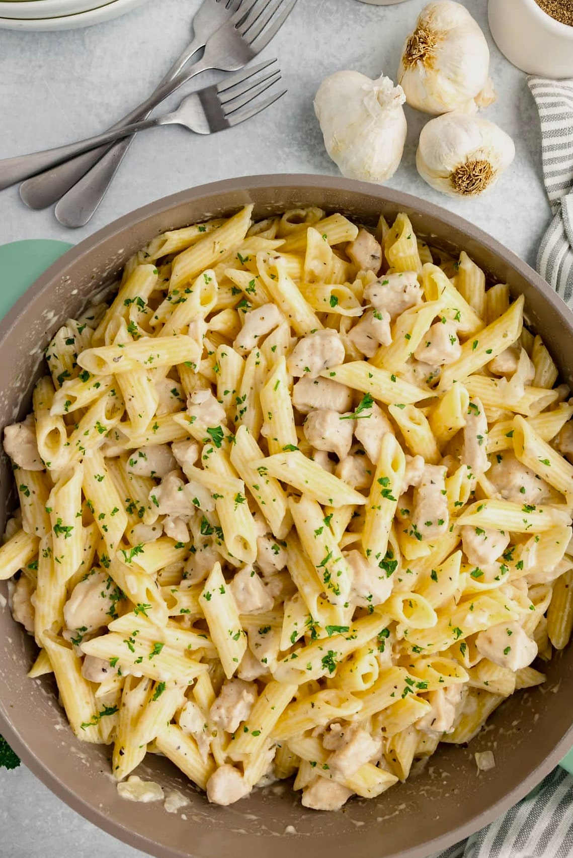One Pot Creamy Buffalo Cheddar Chicken Sausage Pasta 9 Ingredients You'll Need
