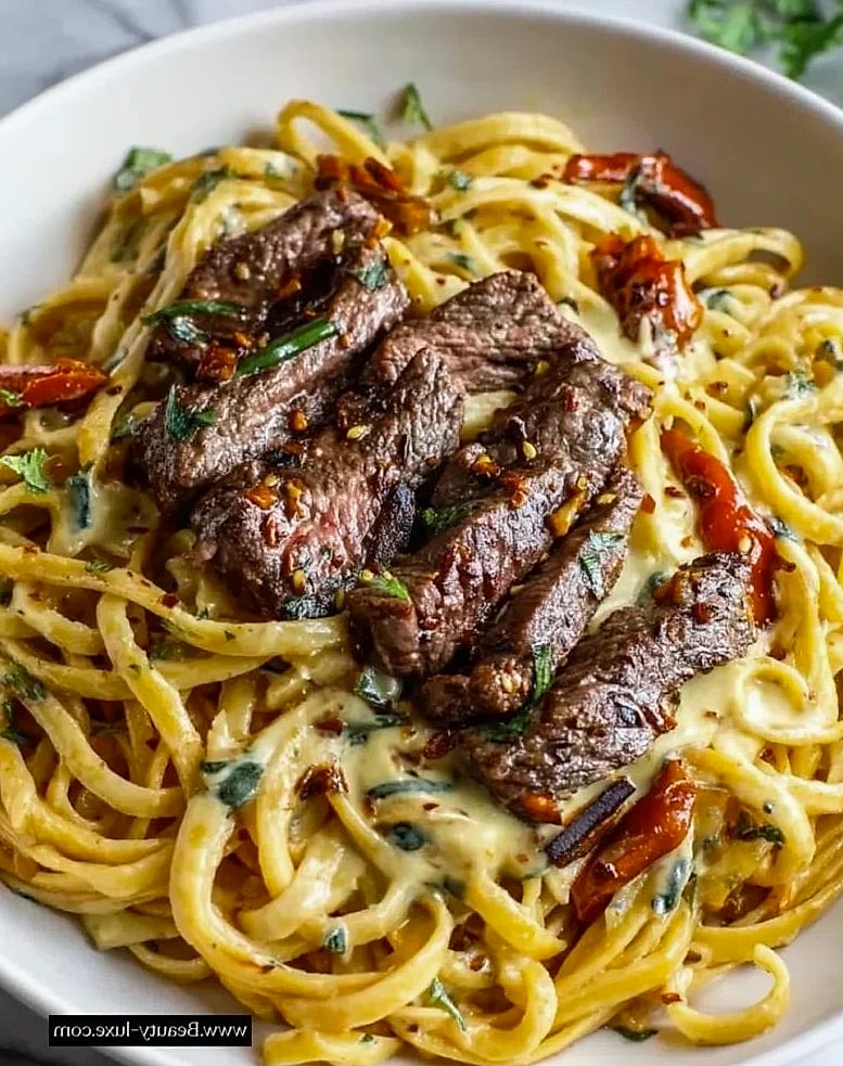 One Pot Spicy Steak Alfredo Pasta 13 One Pot Spicy Steak Alfredo Pasta