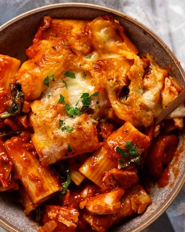 Baked Creamy Chicken Mozzarella Pasta 11 Storage and Reheating