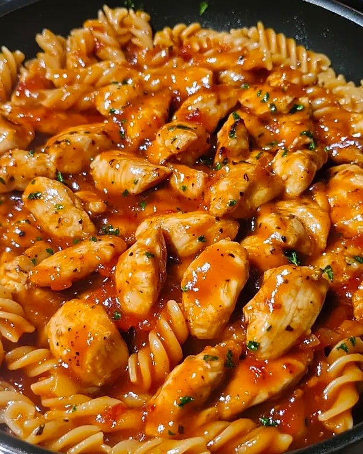 Sticky Honey BBQ Pepper Jack Chicken Pasta 8 Why You'll Love This Recipe